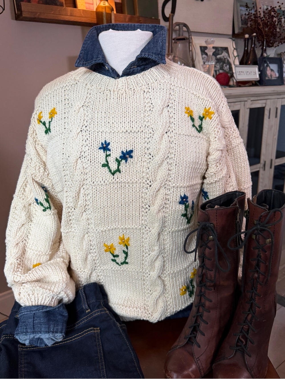 Handmade Ivory Cable Knit Floral Embroidered Sweater M/L Cottagecore - Picture 6 of 10